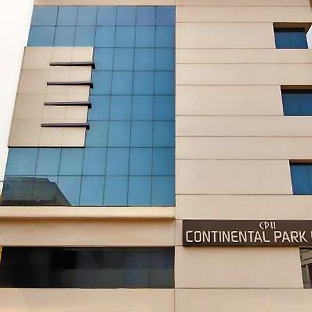 Continental Park Hotel Vijayawada Bagian luar foto